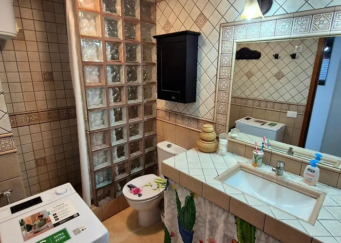 아파트 Severo Ochoa Apartments 1C *