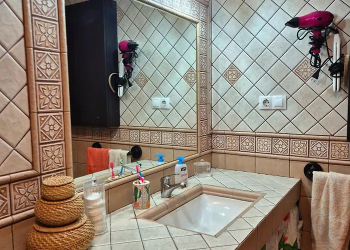 Severo Ochoa Apartments 1C Апартаменты