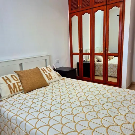 Apto Con Solarium Terraza & Tumbonas 2 Hab Apartment *